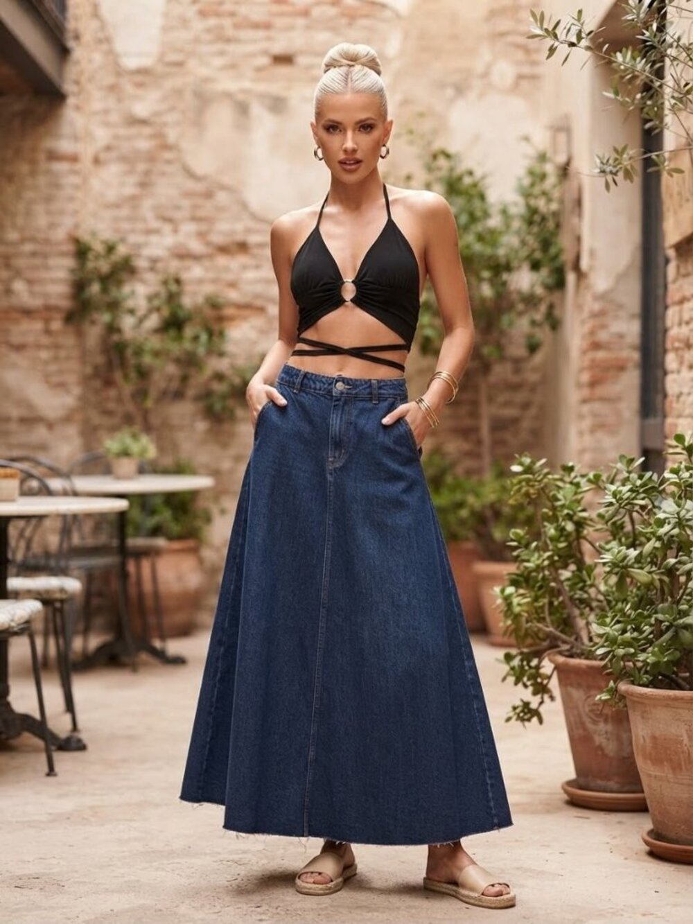 Black Halter O-Ring Wrap-Around Crop Top - Size S
